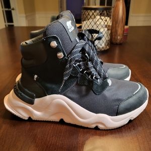 Sorel Kinetic RNEGD Conquest WP Sneaker